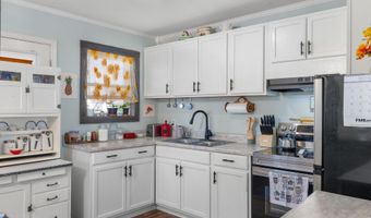 512 Karen Ln, Baldwyn, MS 38824