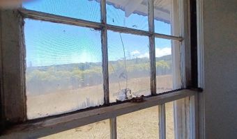 2676 Kalanikahua Rd, Haiku, HI 96708