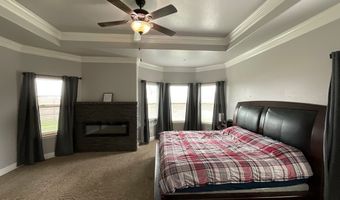 1622 Red Oak Ln, Andrews, TX 79714