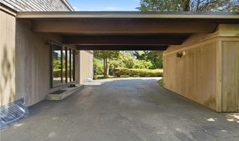 10 What Cheer Rd, Narragansett, RI 02882