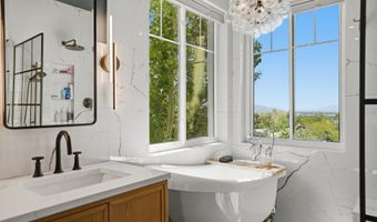 223 E 2050 N, Centerville, UT 84014