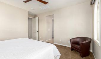 2477 W MARKET Pl 69, Chandler, AZ 85248