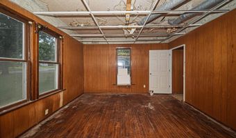 301 And 305 NW 6th St, Abilene, KS 67410