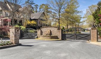 5176 Creek Walk Cir, Peachtree Corners, GA 30092