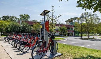 4500 S FOUR MILE RUN Dr 222, Arlington, VA 22204