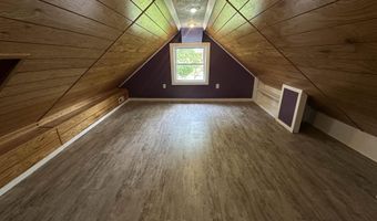 1020 E State St, Albany, IN 47320