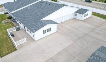 3015 Colorado Dr, Bismarck, ND 58503