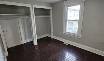 207 E 3rd St, Augusta, KY 41002