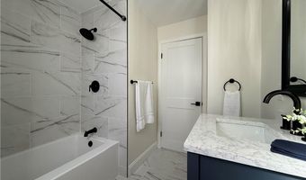 136 Frankfort St, Cranston, RI 02910