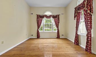 6 RAPIDS Ct, Barnegat, NJ 08005
