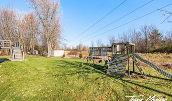 10738 Douglas Dr, Allendale, MI 49401