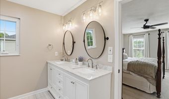 953 Watch Creek Dr, Anderson Twp., OH 45230
