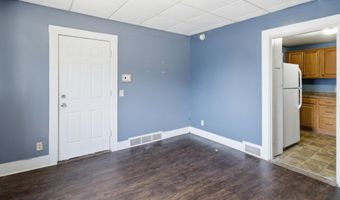 82 Hampshire St, Auburn, ME 04210