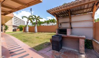1121 Ala Napunani St 1502, Honolulu, HI 96818