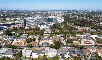 7029 Arizona Ave, Los Angeles, CA 90045