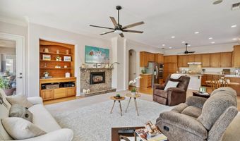 2532 Douglaston Gln, Escondido, CA 92026