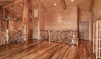 99075 MCVAY CREEK Rd, Brookings, OR 97415