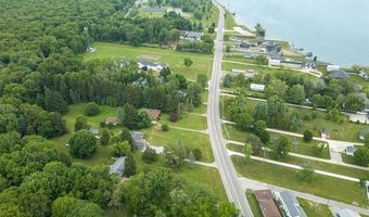 9404 River Rd, Algonac, MI 48001