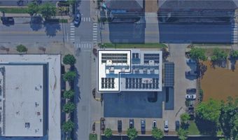 402 SW A St, Bentonville, AR 72712
