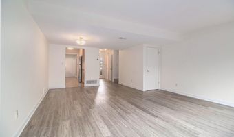 614 Peninsula Ct, Ann Arbor, MI 48105