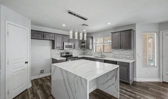 10521 W LA REATA Ave, Avondale, AZ 85392