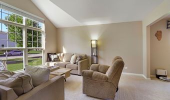 1189 Kevington Dr, Antioch, IL 60002
