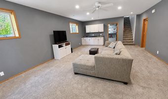 2309 River Rd, Algona, IA 50511