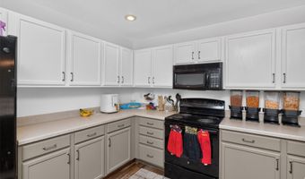 1624 3rd Ave SE, Altoona, IA 50009