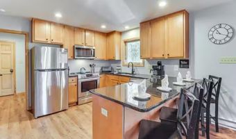 771 S Old Stage Rd, Albrightsville, PA 18210