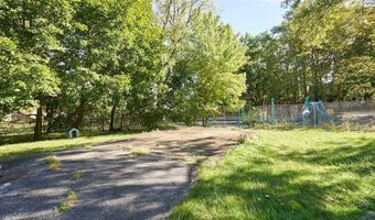 990 Baird St, Akron, OH 44306
