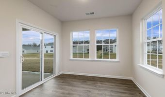 1094 Aviator Ln, Ayden, NC 28513