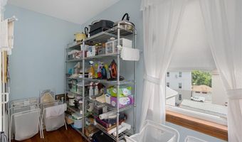 19 Bouvier Ave, Lincoln, RI 02838