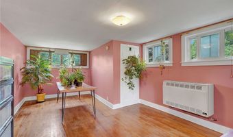 35 Whitney Ave, Amity, NY 14813