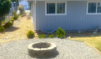 420 FIR St, Brookings, OR 97415