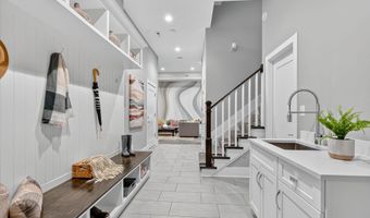 3400 MILITARY Rd, Arlington, VA 22207
