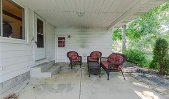 258 S Navarre Ave, Austintown, OH 44515