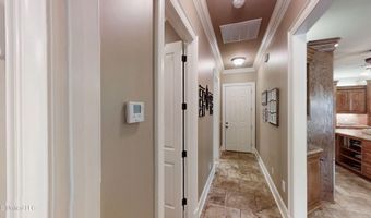 230 Eastwood Dr, Brandon, MS 39042