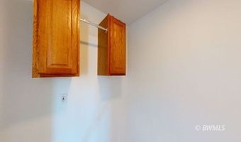 910 S Freedom Way, Big Water, UT 84741