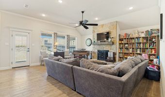 512 Sagebrush Ct, Aledo, TX 76008