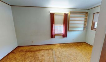 406 Giles Pl, Albert Lea, MN 56007