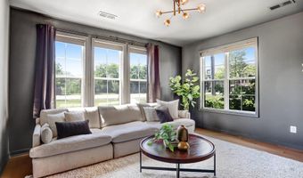 43404 FIFEVILLE Sq, Ashburn, VA 20148