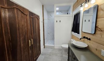 3073 State Highway Ww, Aurora, MO 65605