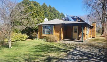 61 Howland Ave, Jamestown, RI 02835