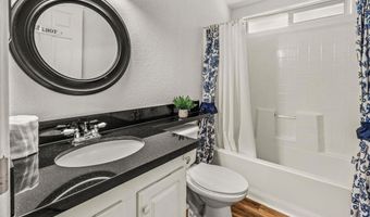 8975 Lawrence Welk Dr 7, Escondido, CA 92026