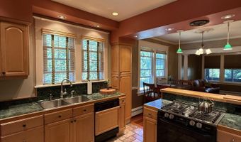 49 Onderdonk Ave, Albany, NY 12208