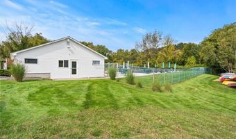 40 Web Ave 221, North Kingstown, RI 02852