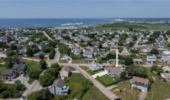 9 Dudley Dr, Narragansett, RI 02882