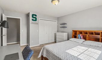 1044 Bicentennial Pkwy, Ann Arbor, MI 48108