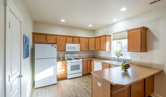 505 Montclair Dr NE, Albany, OR 97322