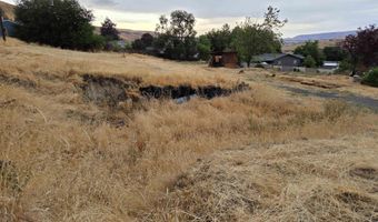 320 Harding St, Asotin, WA 99402